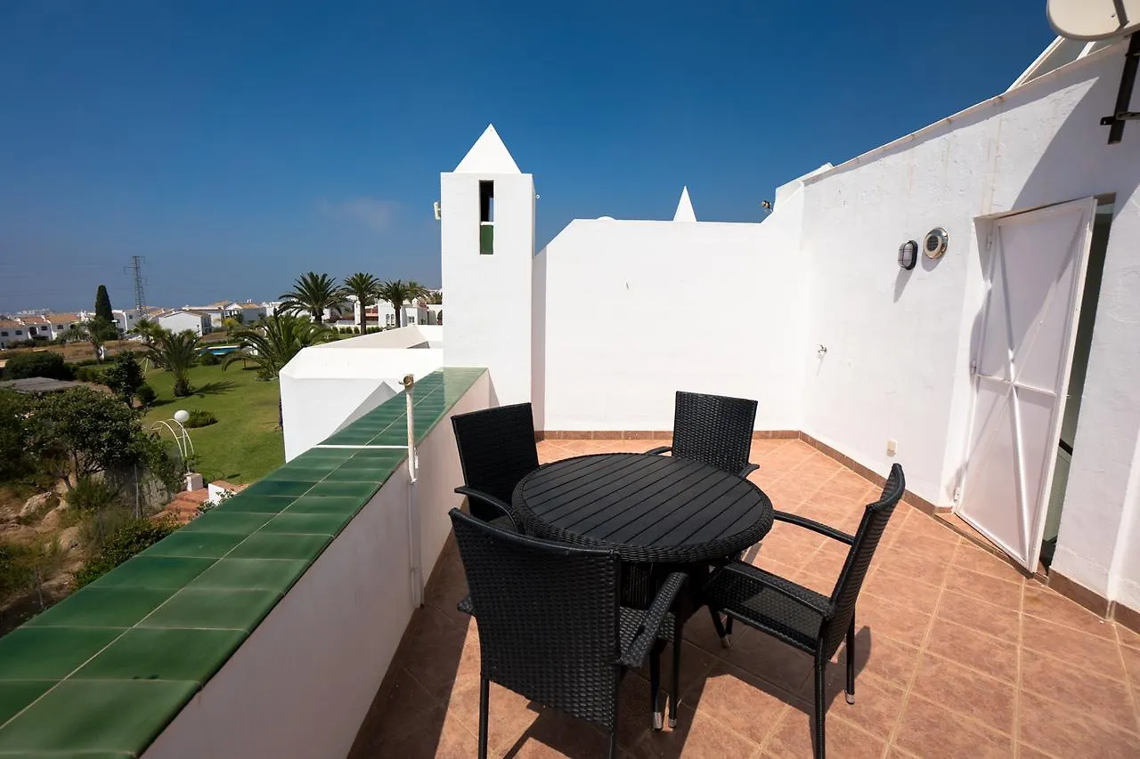 Urb. Alhambra II 15 Villa Nerja 0*,
